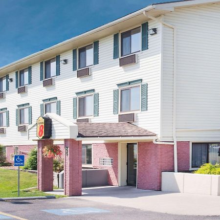 Motel Super 8 By Wyndham Massena Ny Exterior foto