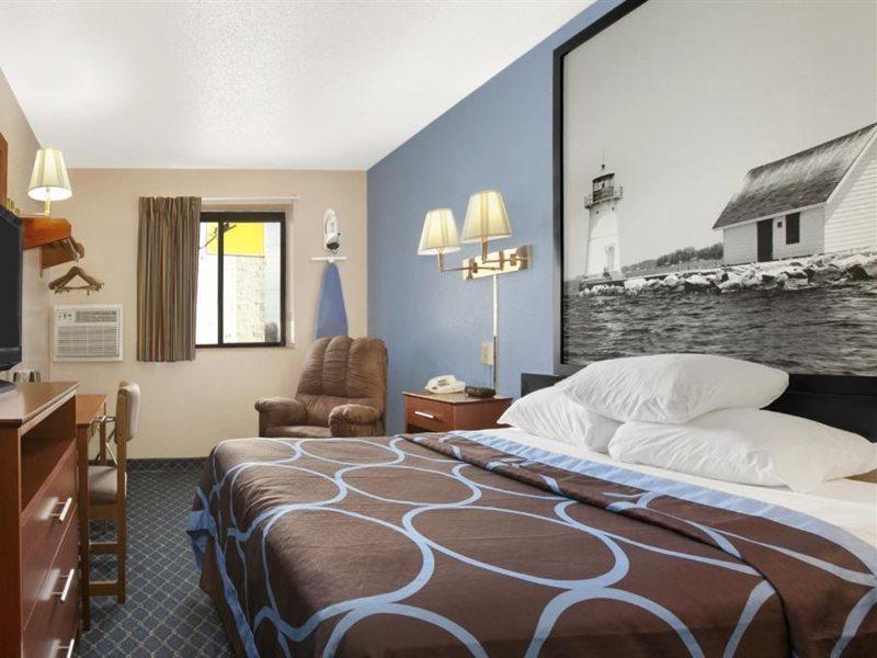 Motel Super 8 By Wyndham Massena Ny Exterior foto