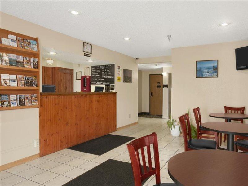 Motel Super 8 By Wyndham Massena Ny Exterior foto