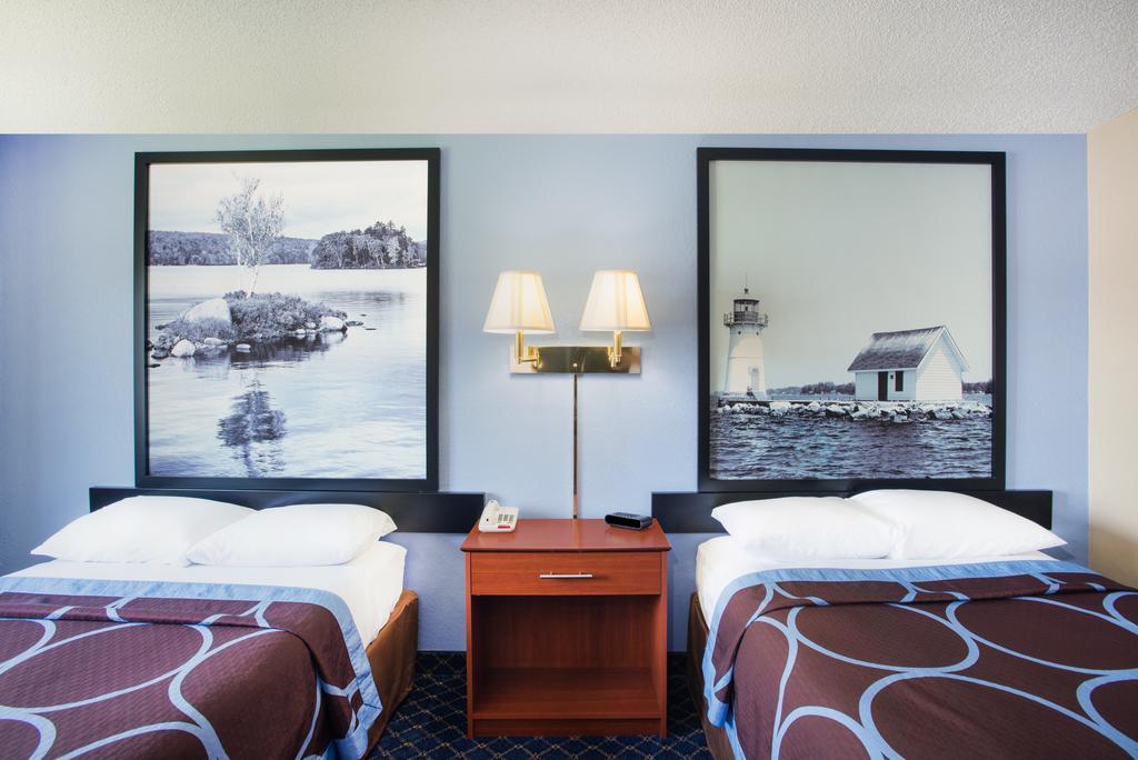 Motel Super 8 By Wyndham Massena Ny Exterior foto